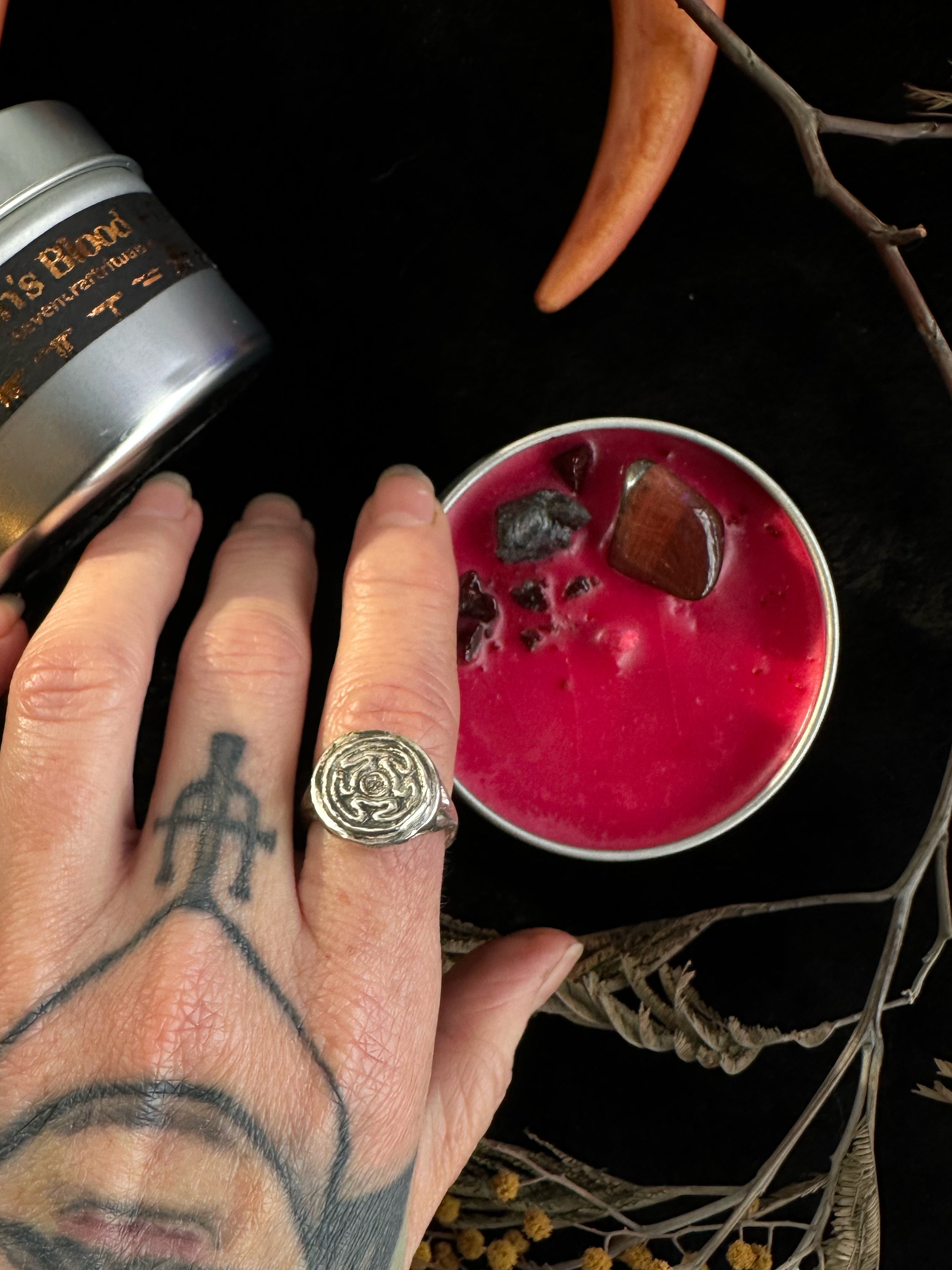Dragon's Blood + Garnet - Vegan Soy Travel Candle