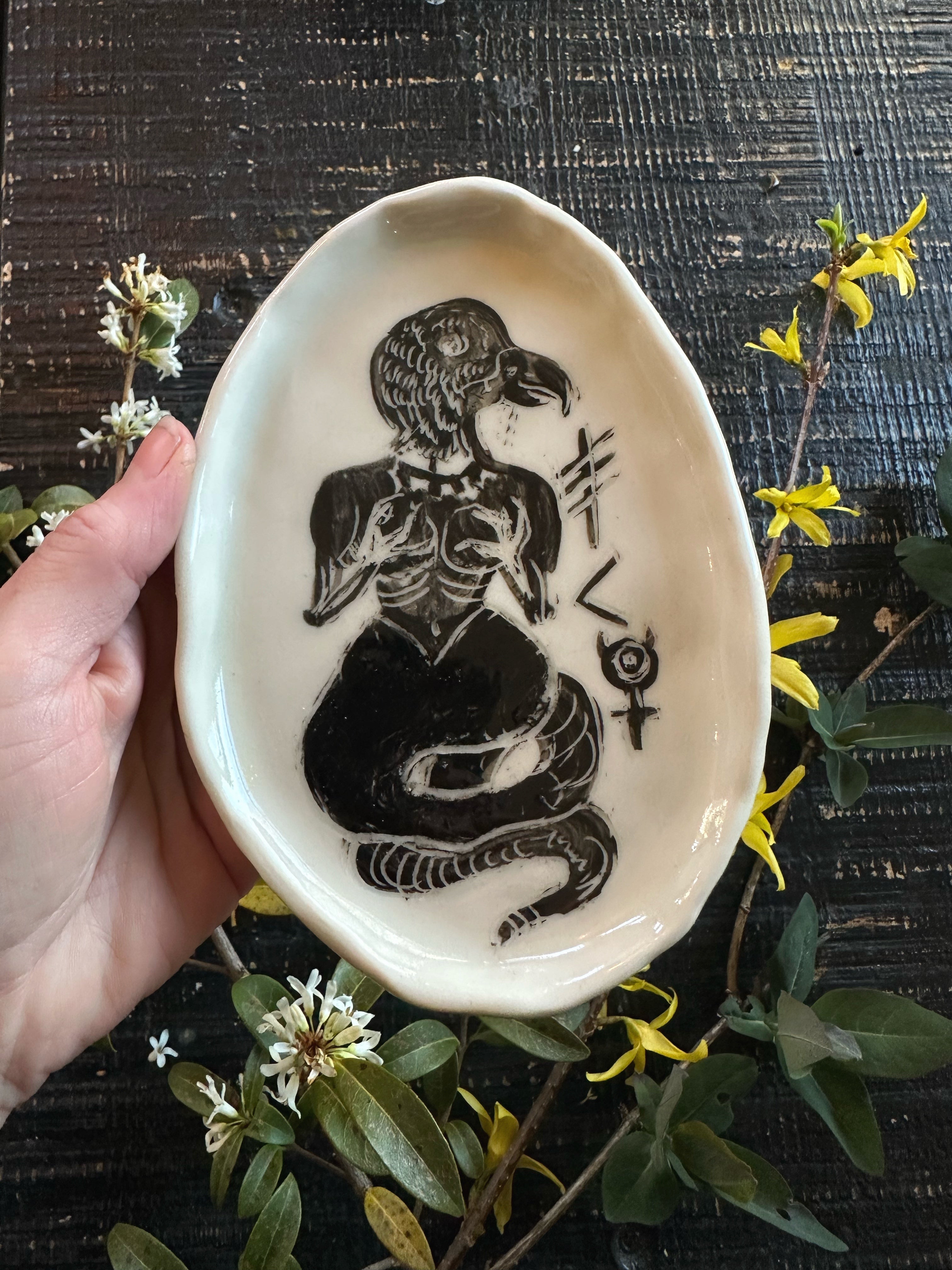 Crow & Snake Adagia - Porcelain Dish