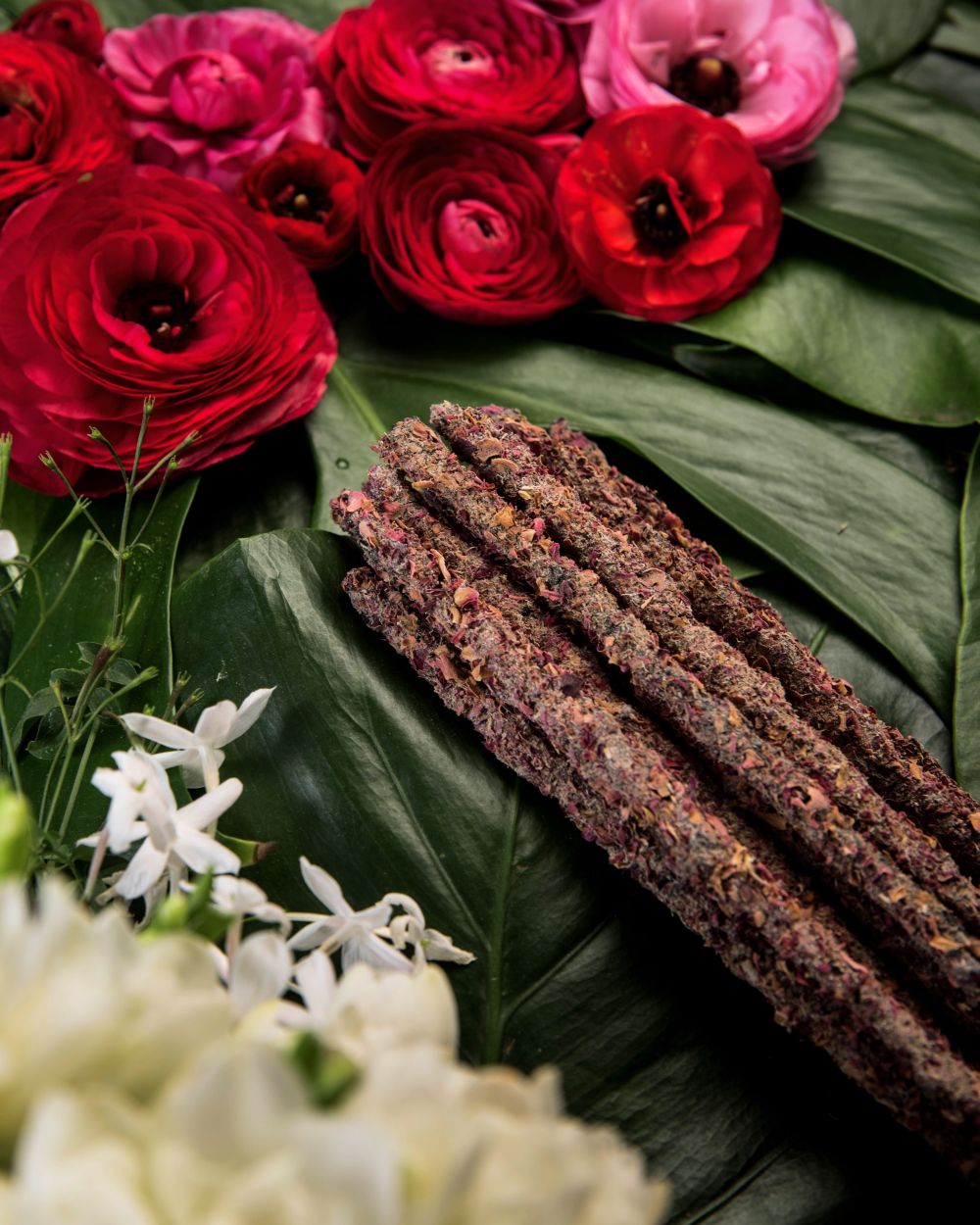 Botanical Line Incense - Jasmine & Rose - by Sagrada Madre RVA