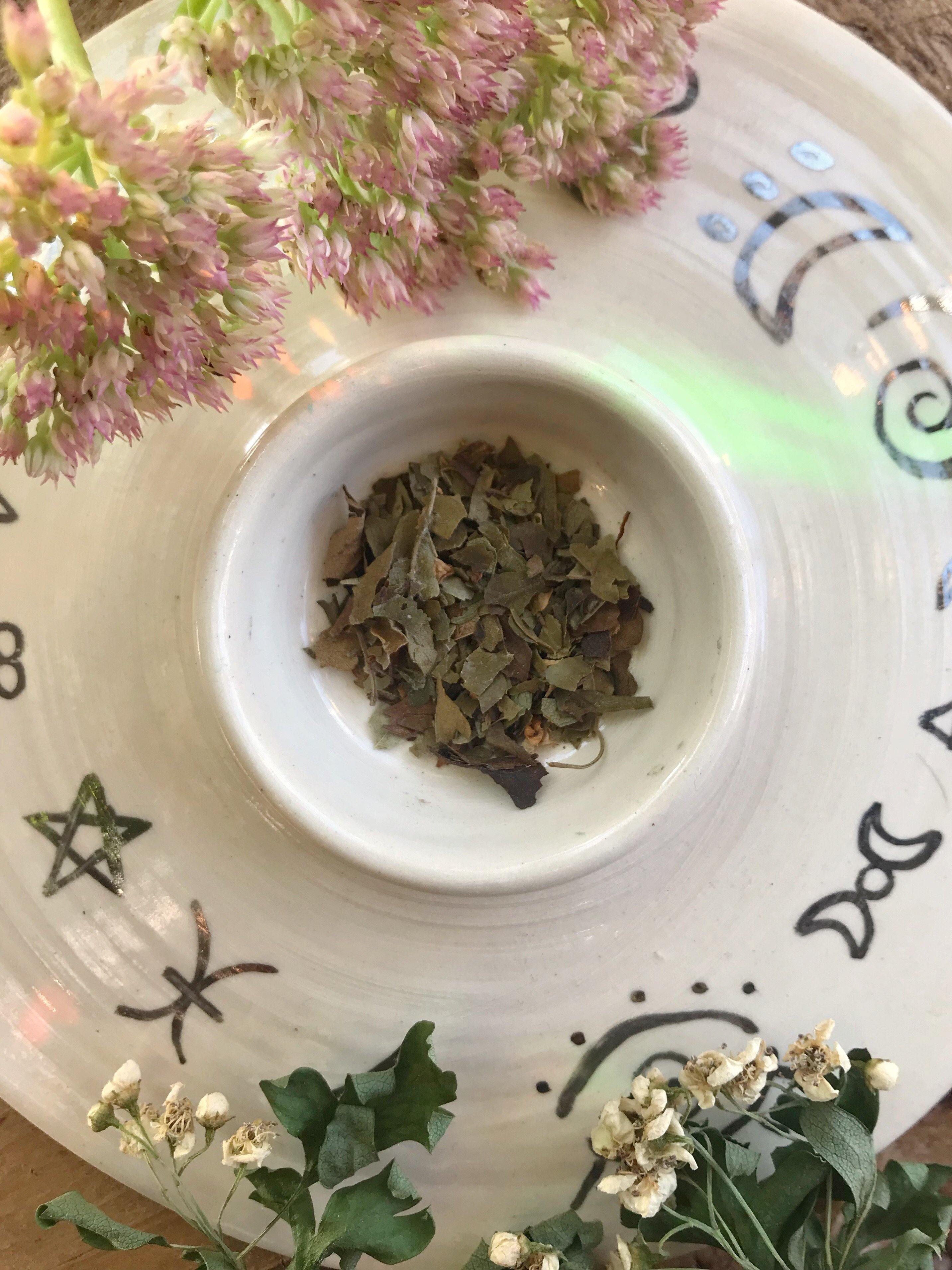 Hawthorn Leaf & Flower (Crataegus monogyna) - Witching Herbs - Keven Craft Rituals