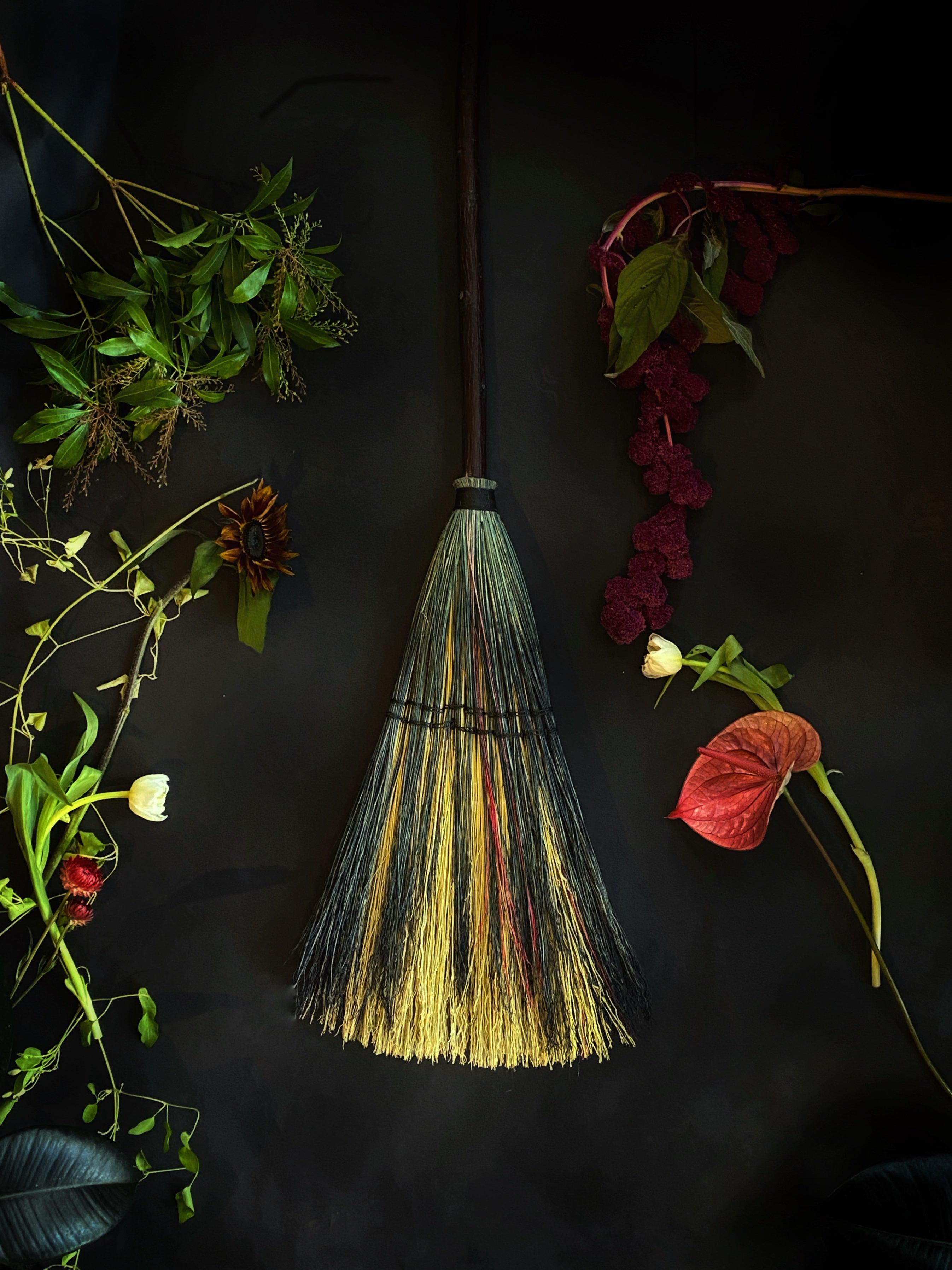 "Big Boss Witch" Sweeper Brooms - Kitchen Broom - Keven Craft Rituals