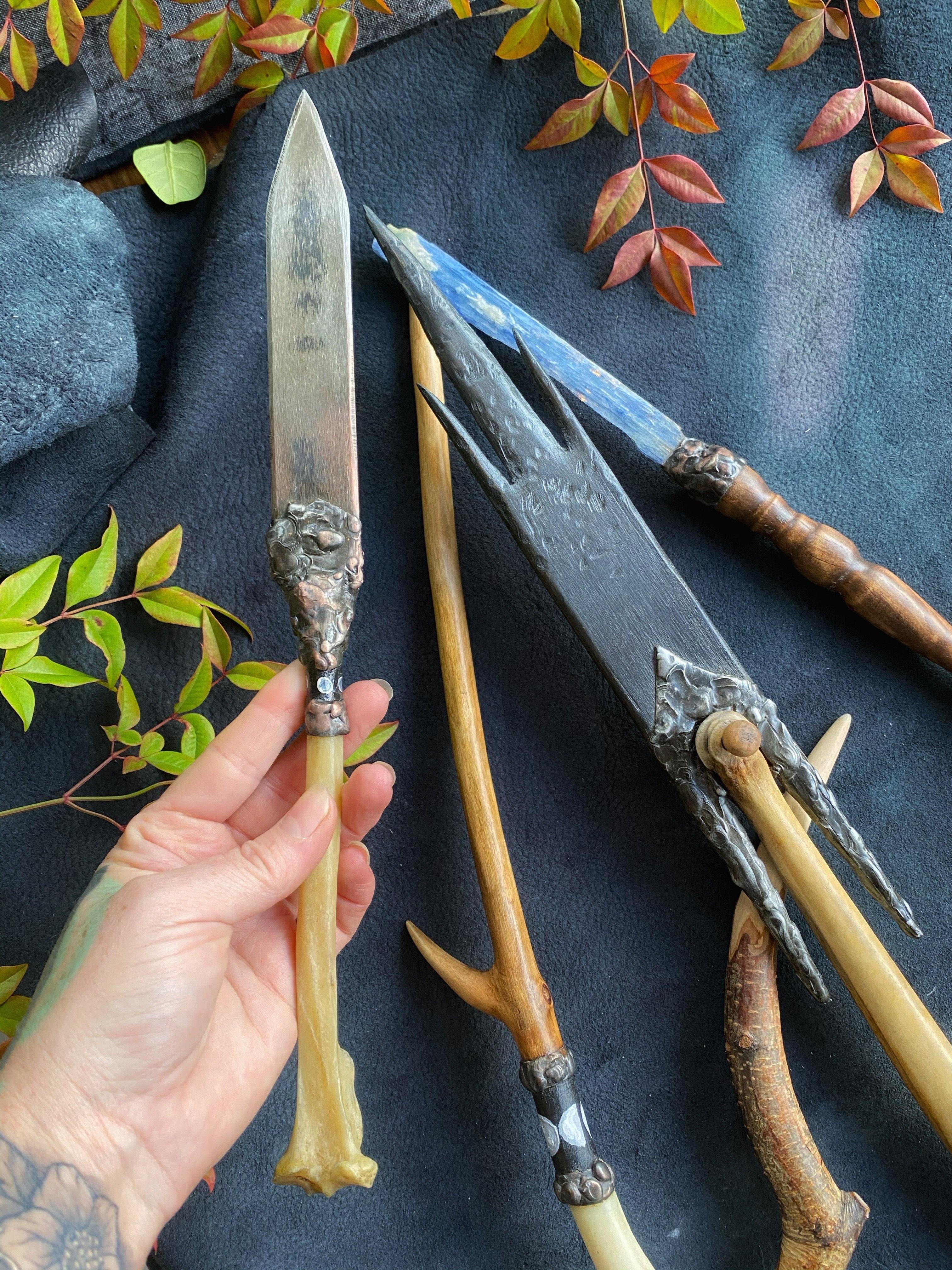 Ritual Knife w/ Steel Blade and Coyote Bone - Keven Craft Rituals