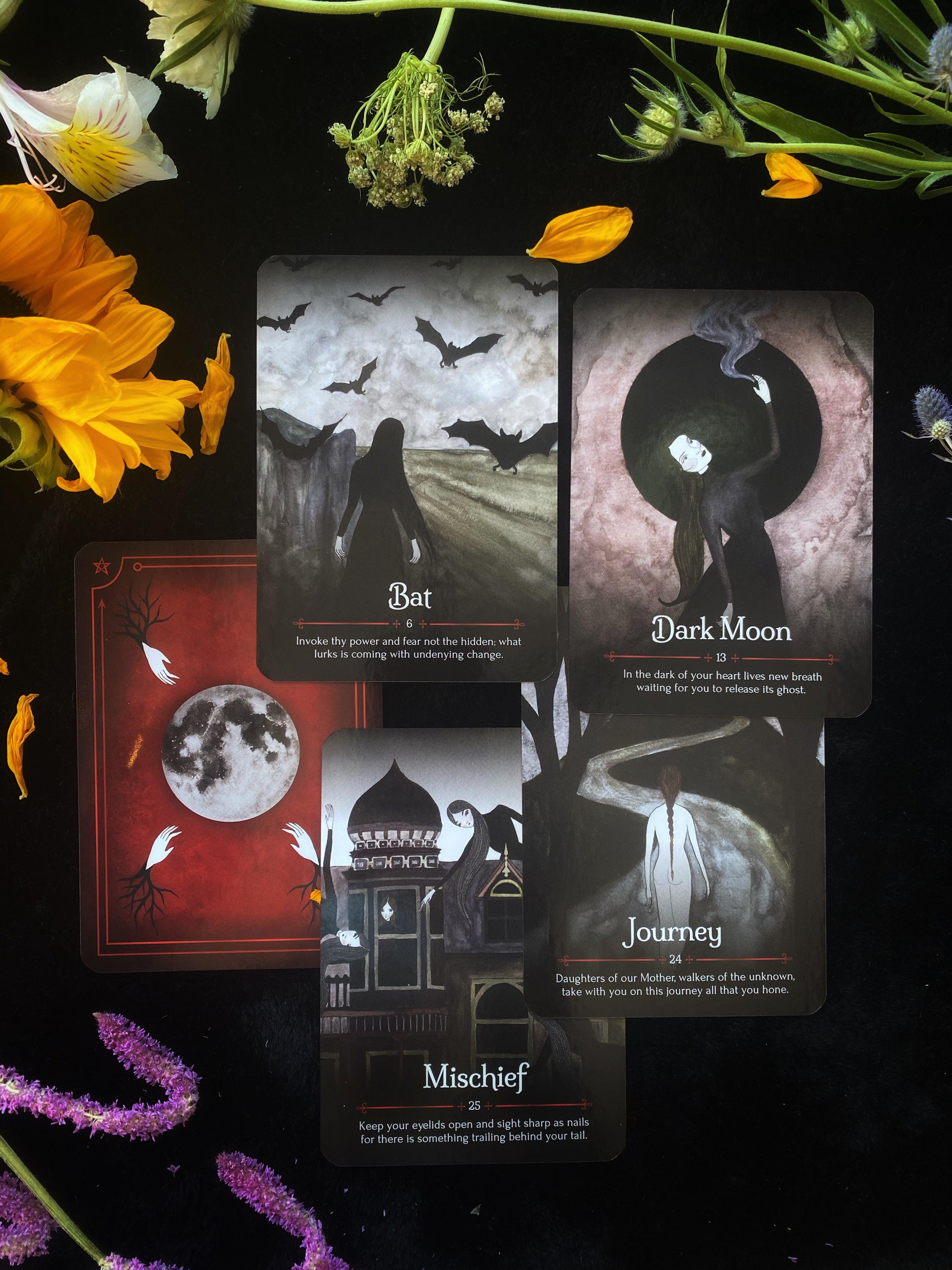 Seasons of the Witch: Samhain Oracle: Harness the Intuitive Power of the Year's Most Magical Night - Keven Craft Rituals