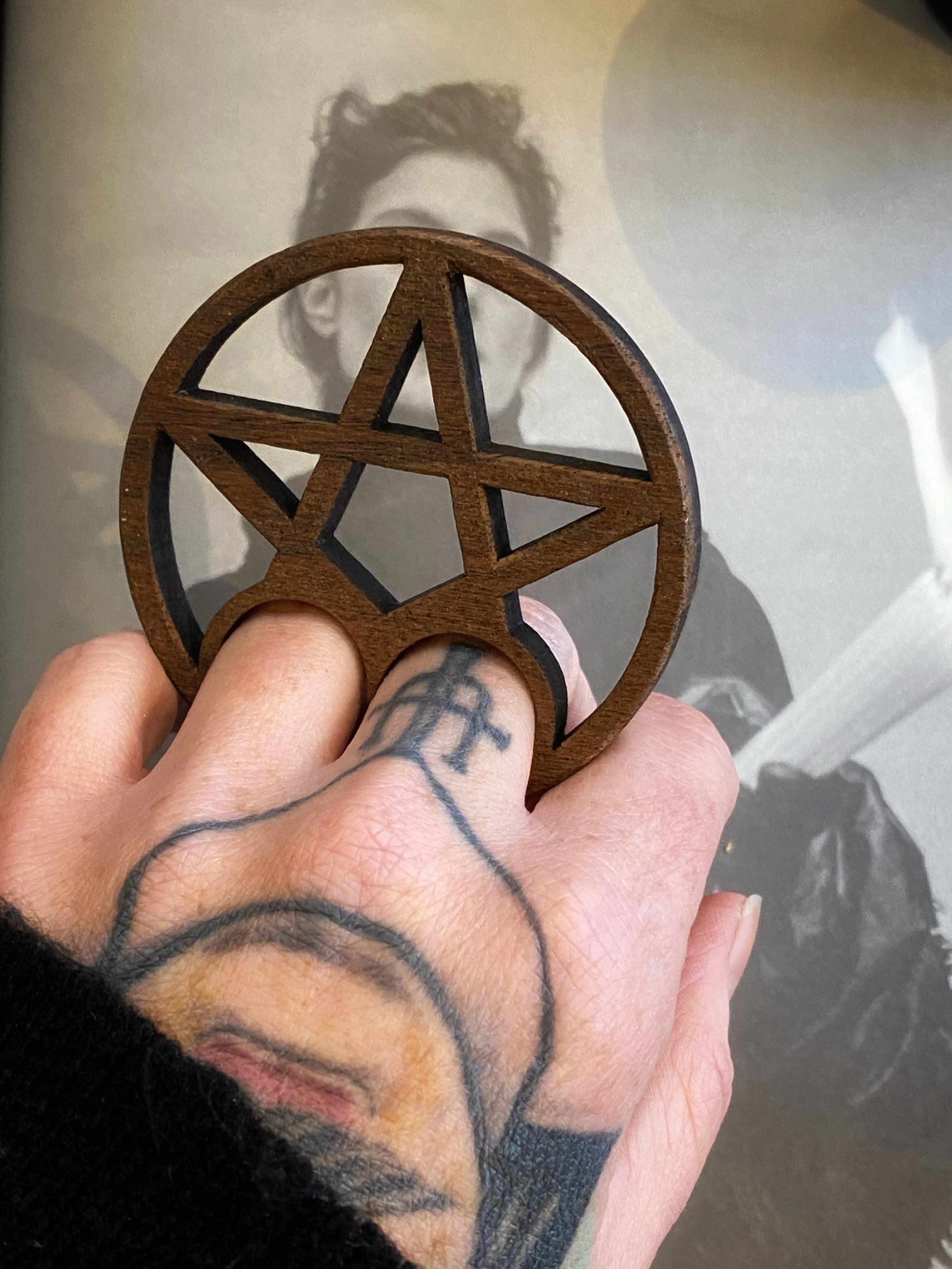 Pentacle Shield Ring - Keven Craft Rituals