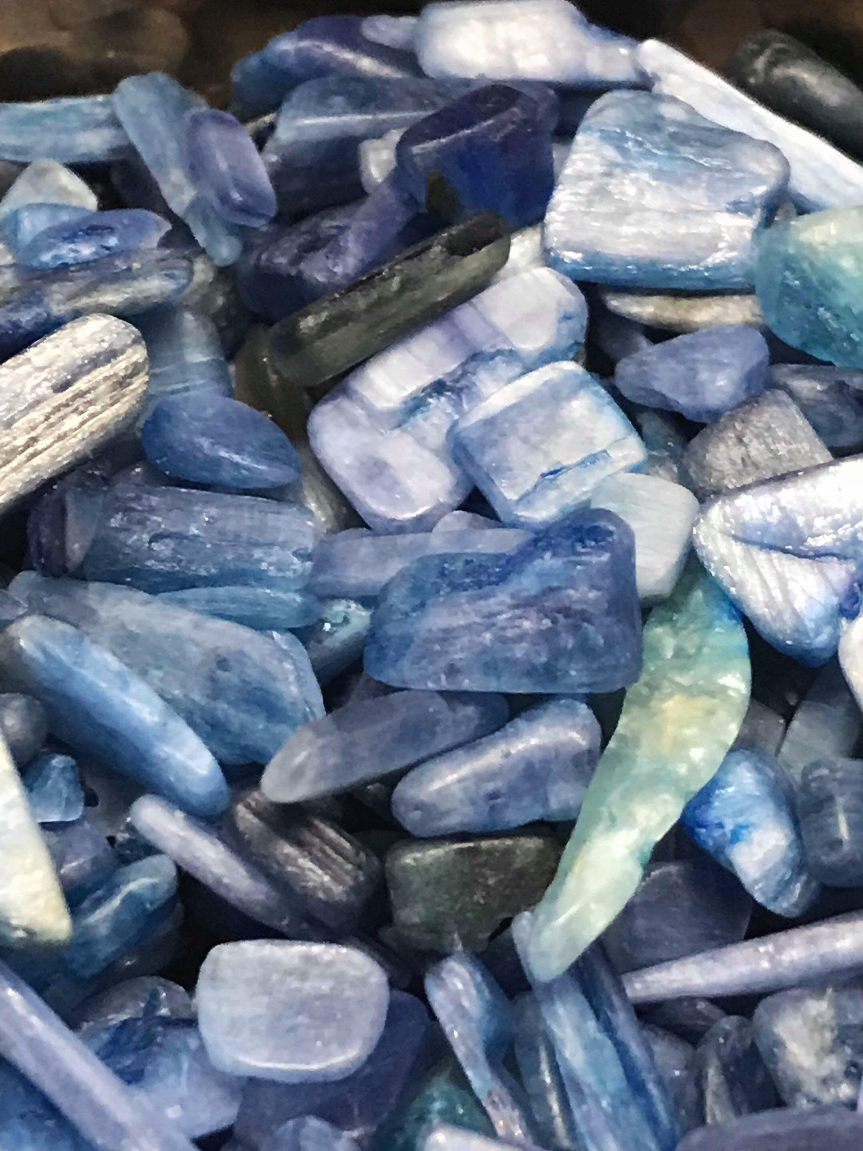 Tumbled X-Small (per gram)Blue Kyanite - Keven Craft Rituals