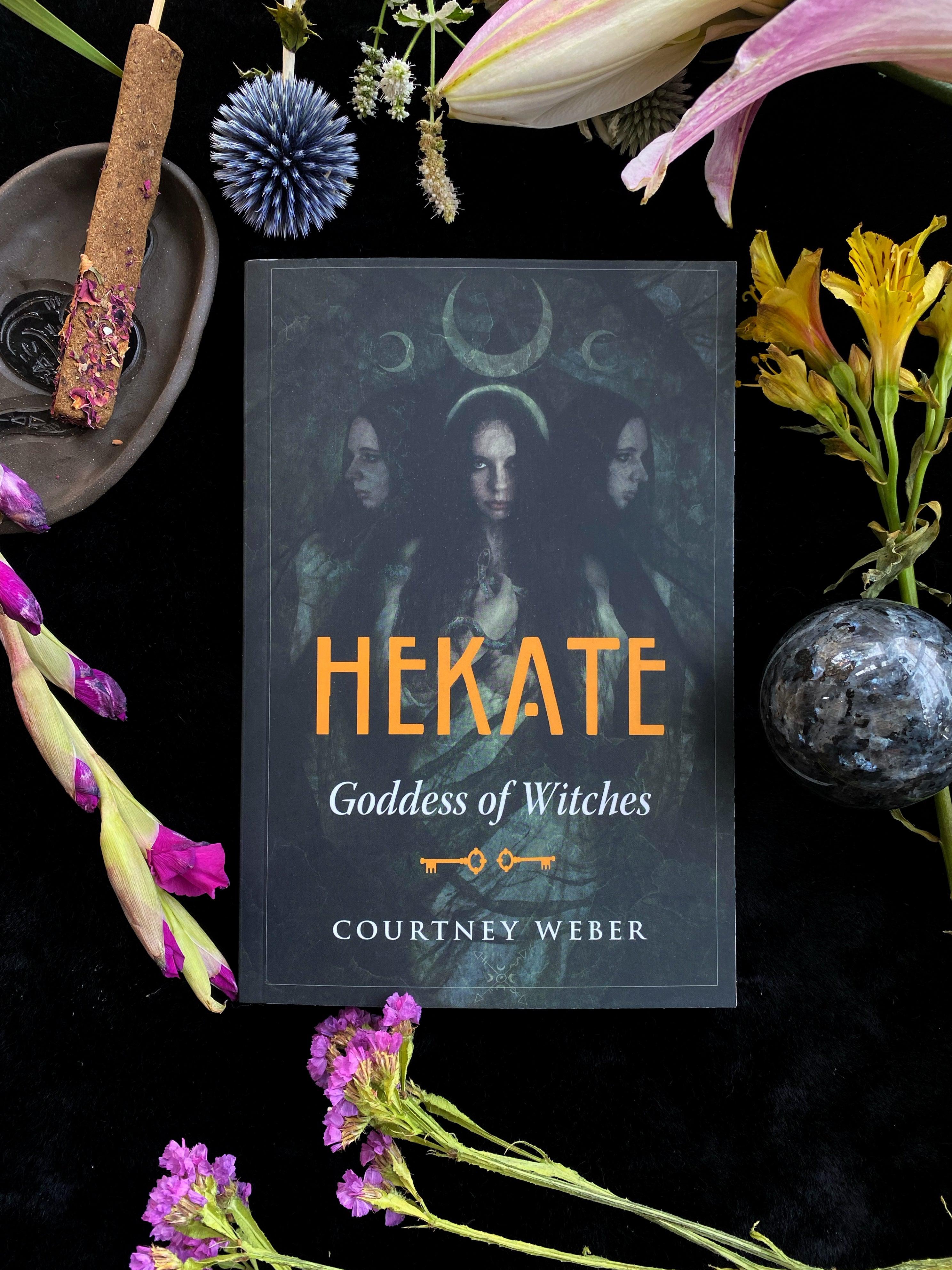 Hekate : Goddess of Witches - Keven Craft Rituals